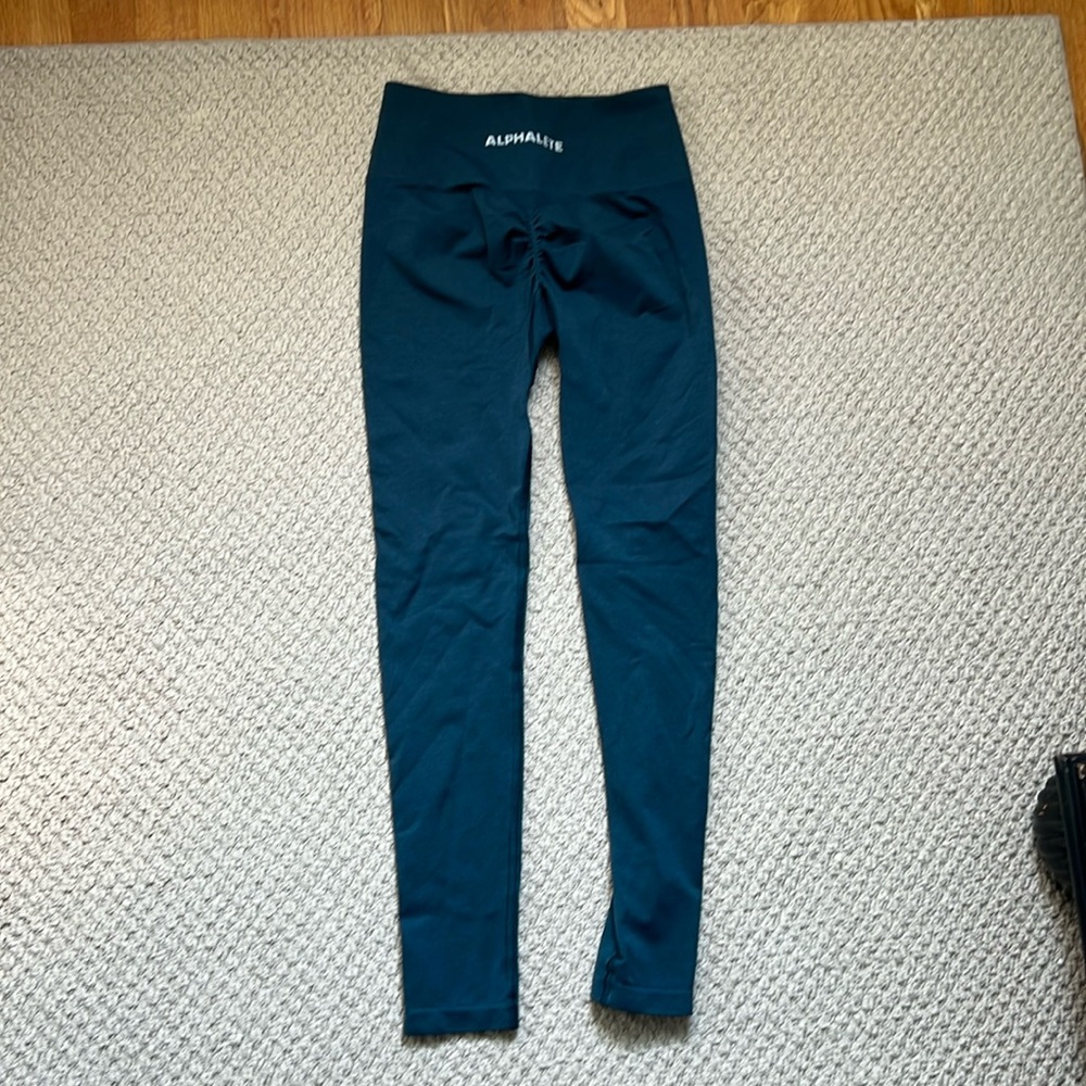 Alphalete Leggings!